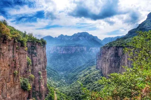 湖北周邊5日自駕游：河南少林寺-古都洛陽-峽谷極品云臺山-太行明珠郭亮村5日自駕游