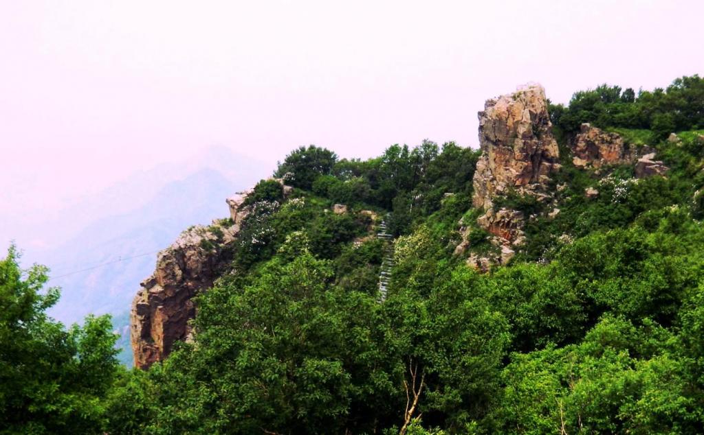 北京周邊2日自駕游：銀狐洞、百花山主峰、七彩小鎮(zhèn)河北2日自駕