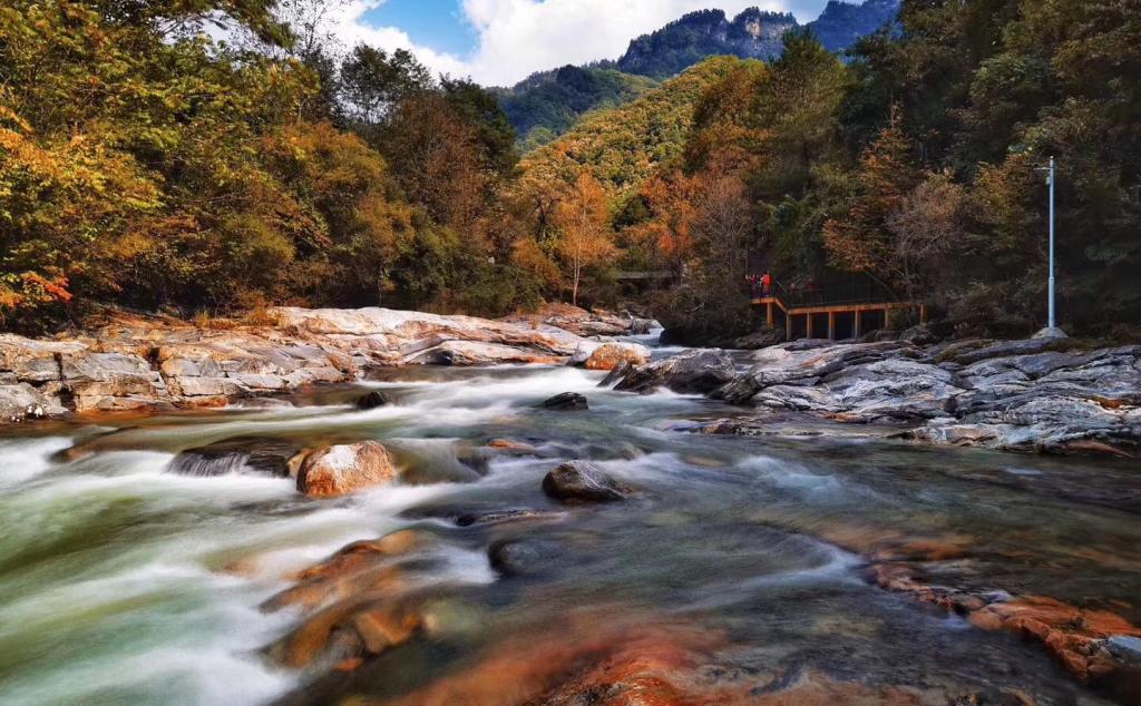 重慶出發(fā)陜西4日自駕游：秦嶺深處極致秋色-大箭溝全景攝影4日自駕之旅